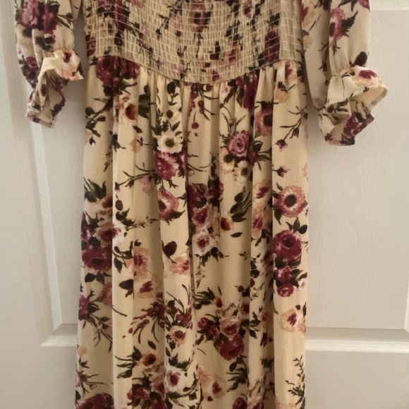 Magnolia floral maxi dress - Picture 2 of 2
